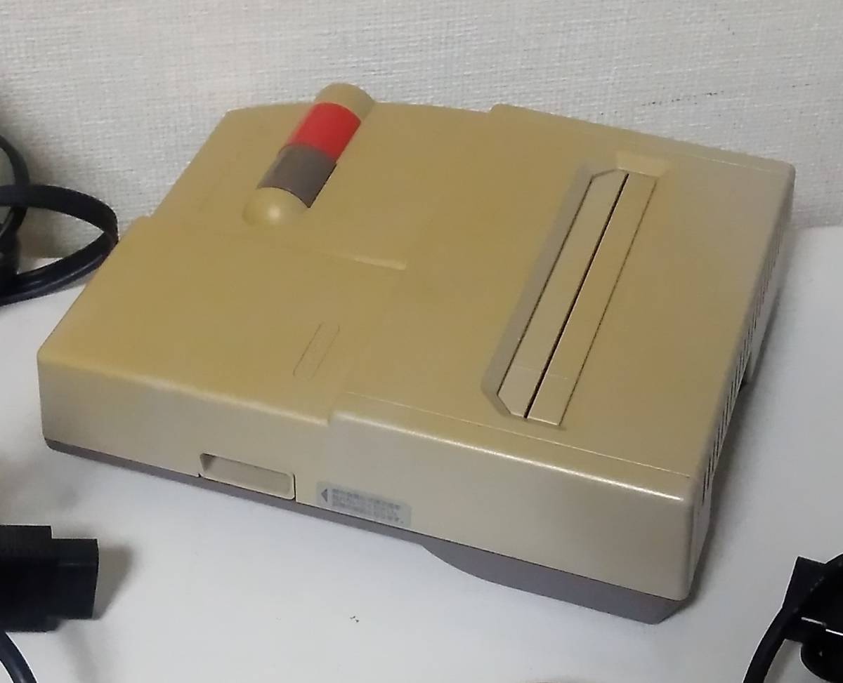 任天堂 AV仕様 ニューファミコン HVC-101 セット (本体/コントローラー 