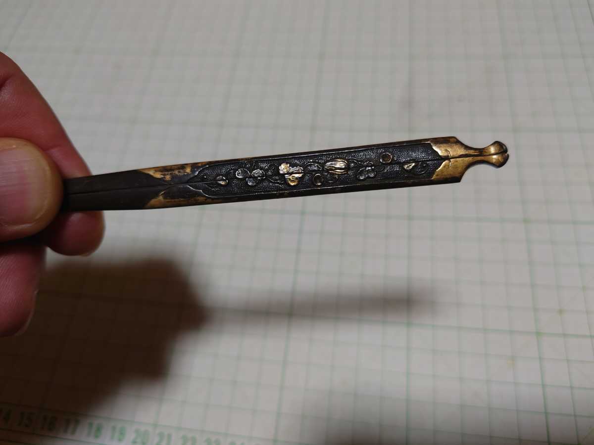 優品刀装具　最終出品　赤銅地こうがい金色絵　細目小さ目。太刀、刀、短刀、鍔、小柄笄、武具、小道具