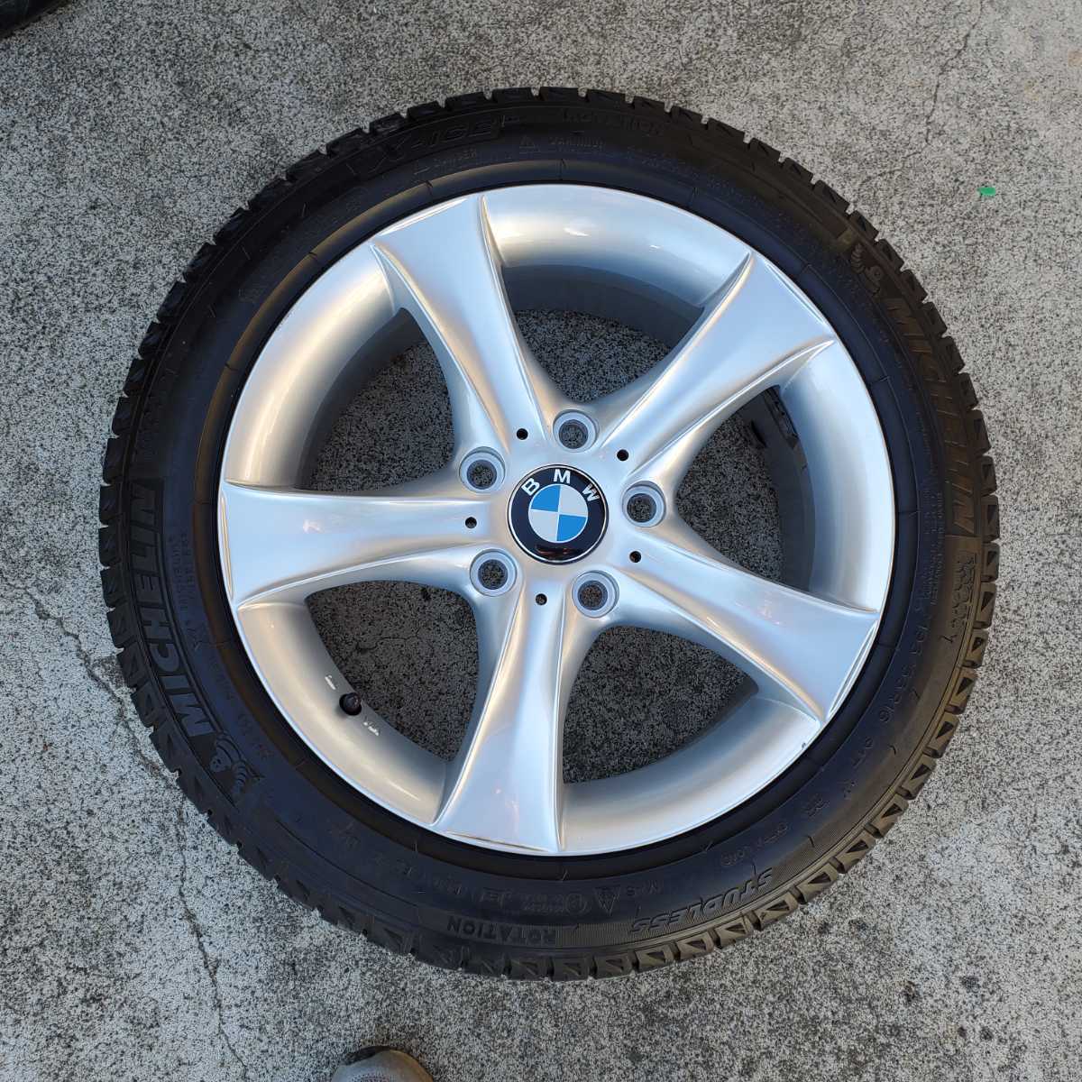 195/55R16 ミシュラン スタッドレスタイヤ　アルミホイール ４本　☆送料無料　BMW １シリーズ　120i e87 スタッドレス 195&frasl;55R16 ミシュラン195&frasl;55Ｒ16セット 2024年-2025年製 冬タイヤ 16インチ