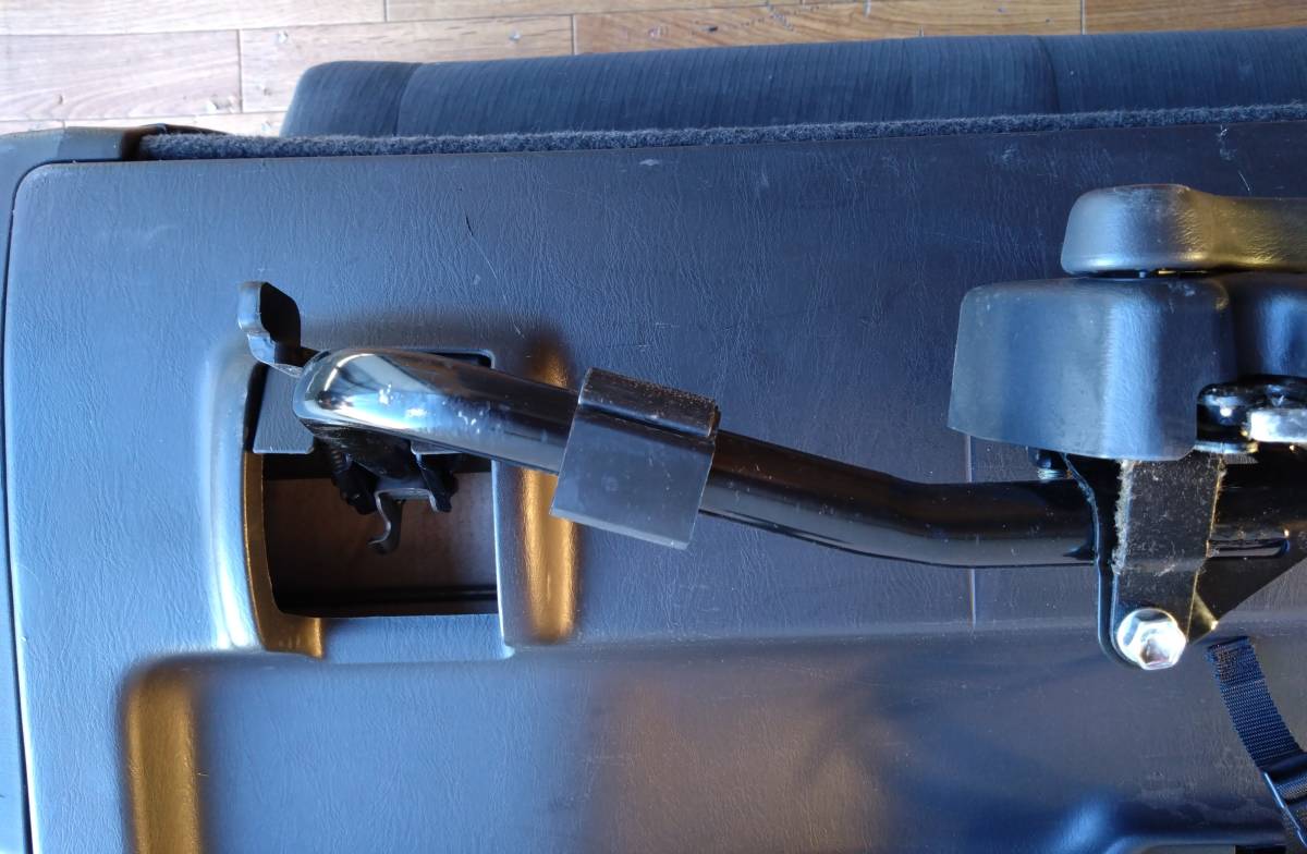 【2022122902】ハイエース　200系スーパーGL　セカンドシート