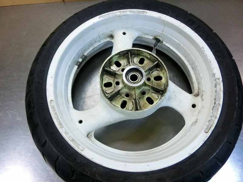  GSX-R1100 リアホイール 17ｘ5.50 GV73A(リア)｜売買されたオークション情報、yahooの商品情報をアーカイブ公開 - オークファン スズキ用