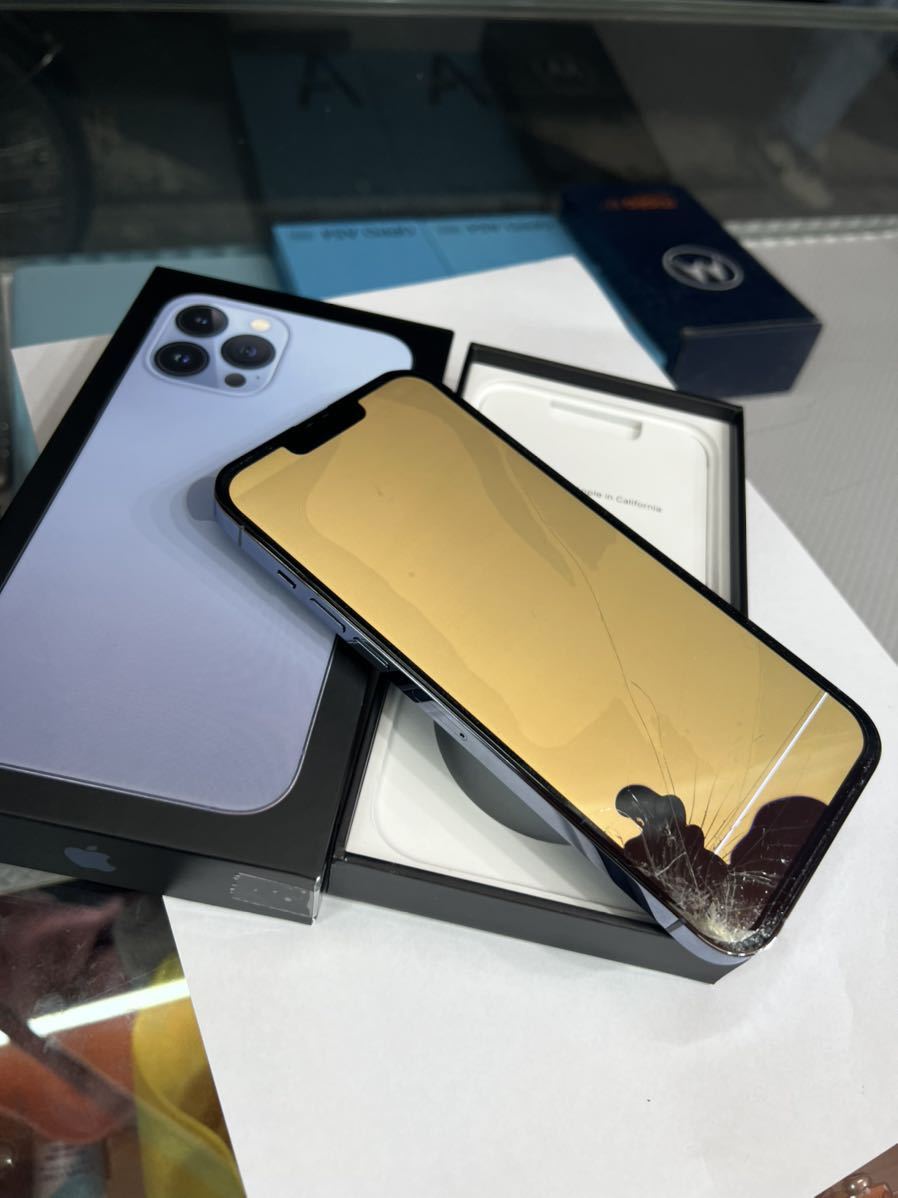 ジャンク(JUNK)国内アップルストア版iPhone13 Pro Max 256GB 両面割れ