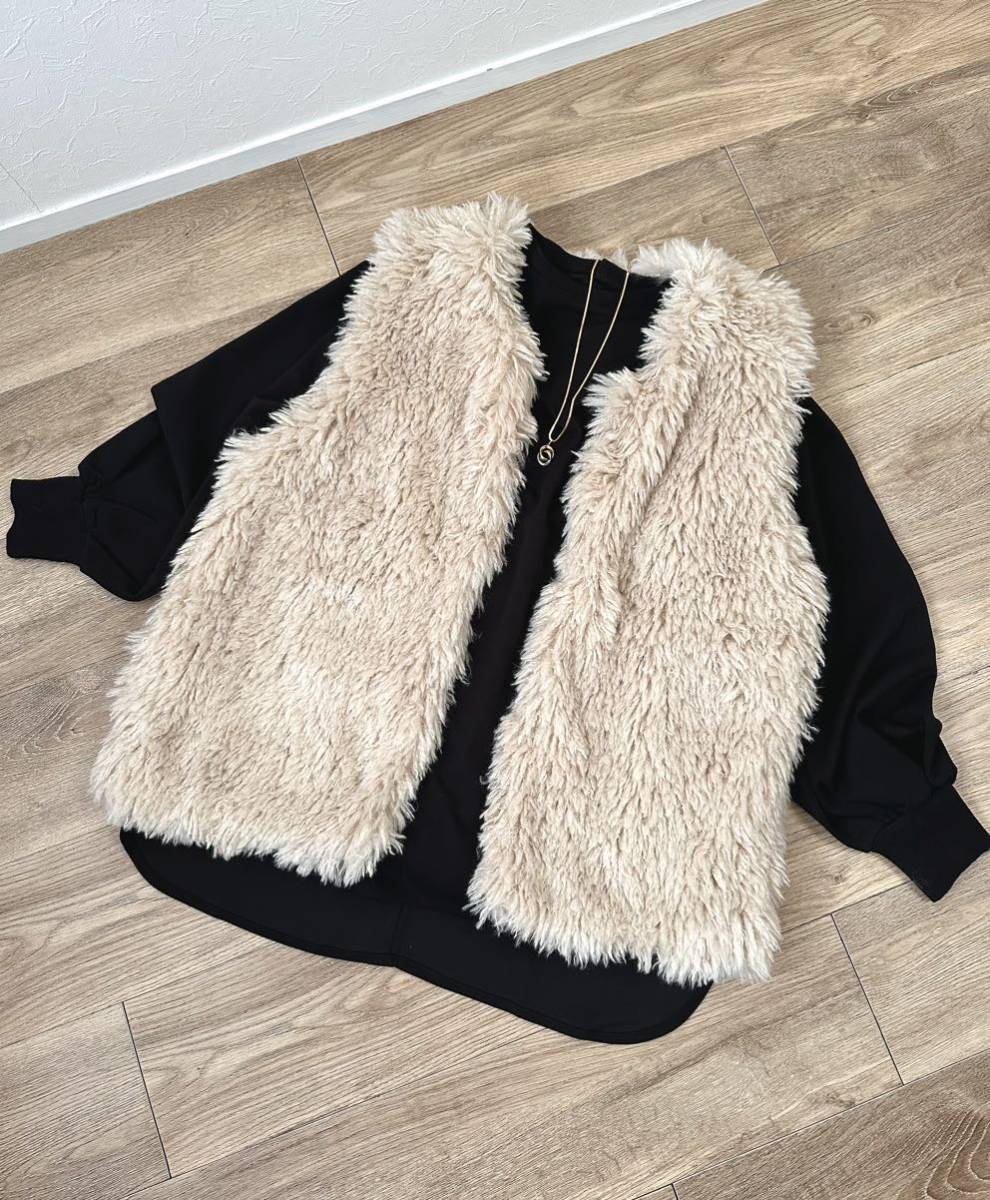 新品 軽い着心地 裏地付き エコファー ベスト フェイクラム ジレ