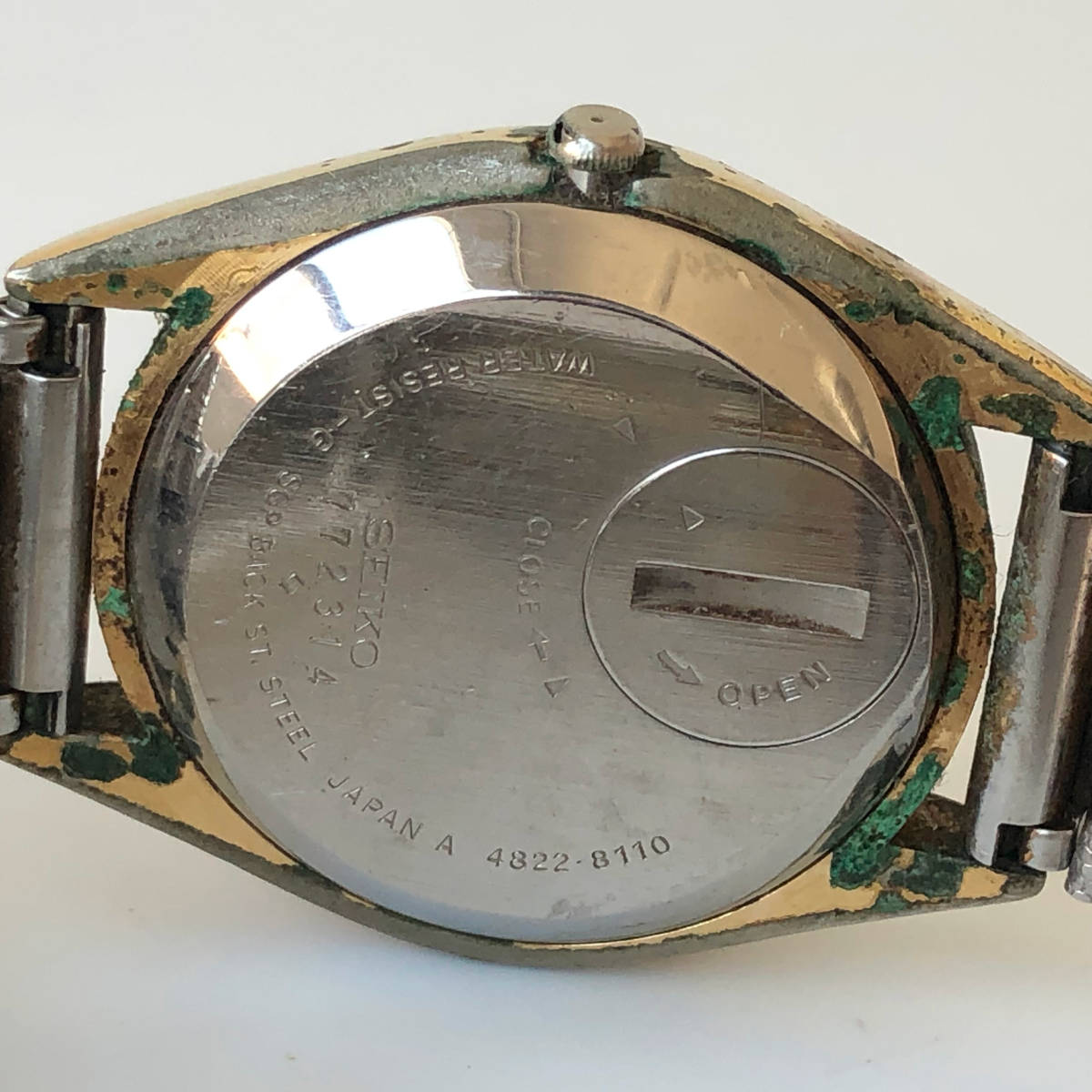 神102-187★ セイコー キングクォーツ SEIKO KING QUARTZ 4822-8110 メンズ 腕時計 ウォッチ 不動品 ゴールド デイト