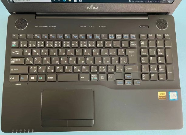 Fujitsu Core i7-7700HQ/ Ram16GB / SSD 256GB / Windows10. 美品 Core