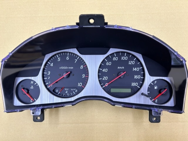 ニッサン BNR34 スカイラインGT-R Vスペック純正メーターassy 中古品　31，500キロ
