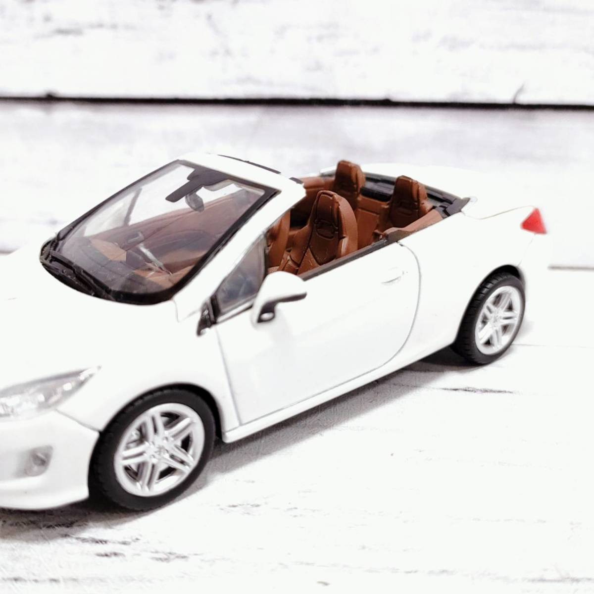 ミニカー ノレブ NOREV プジョー PEUGEOT 308CC 1/43 スケール オープンカー 破損有 コレクション 【5732