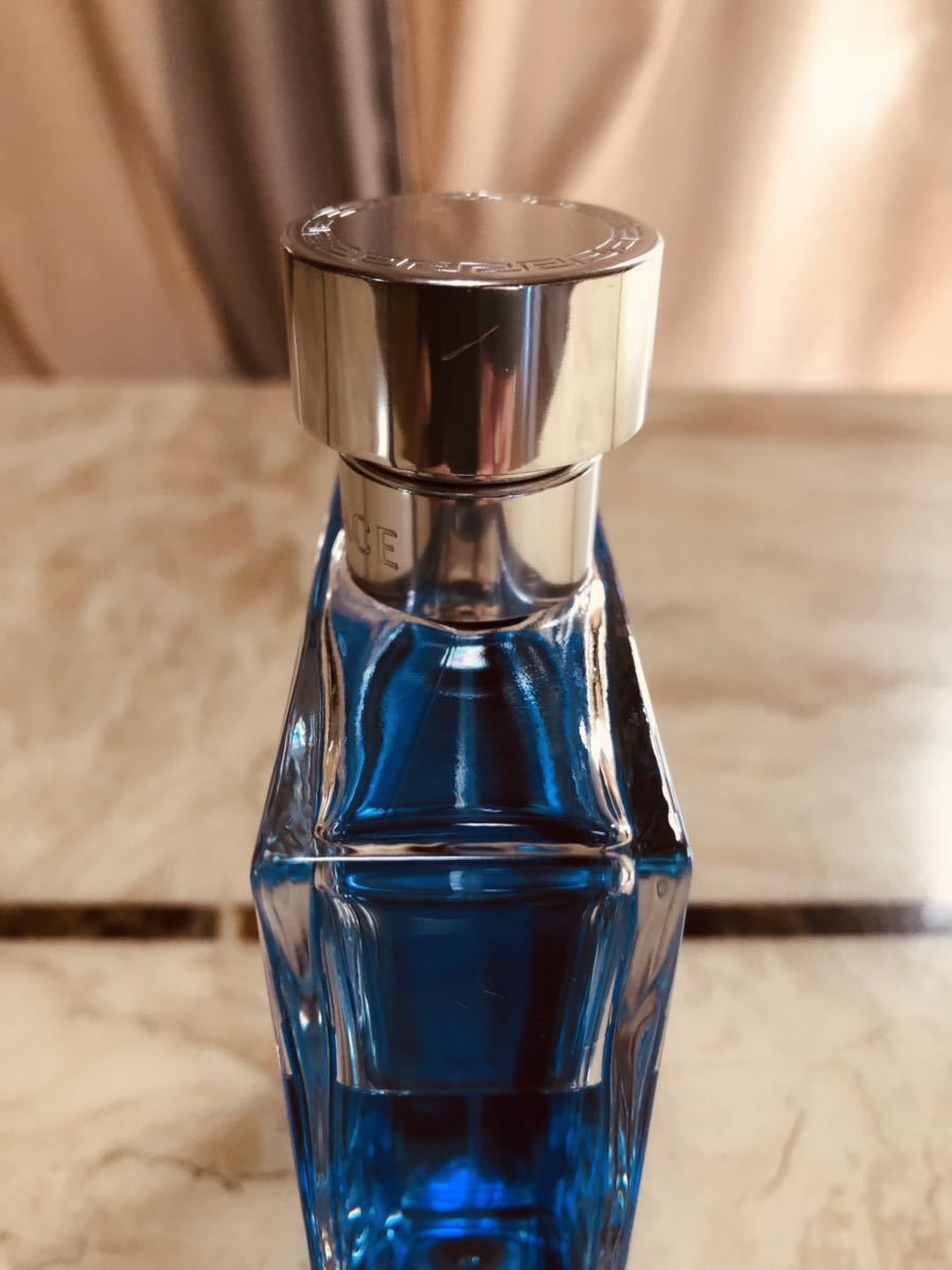 ヴェルサーチ プールオム 200ml 【公式通販】