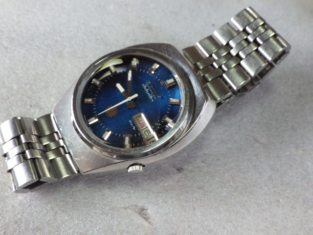 1974年製　セイコー　アドバン　自動巻き　21石　7019-7320　カットガラス　ブルー文字盤　アンティーク　ｗ010502