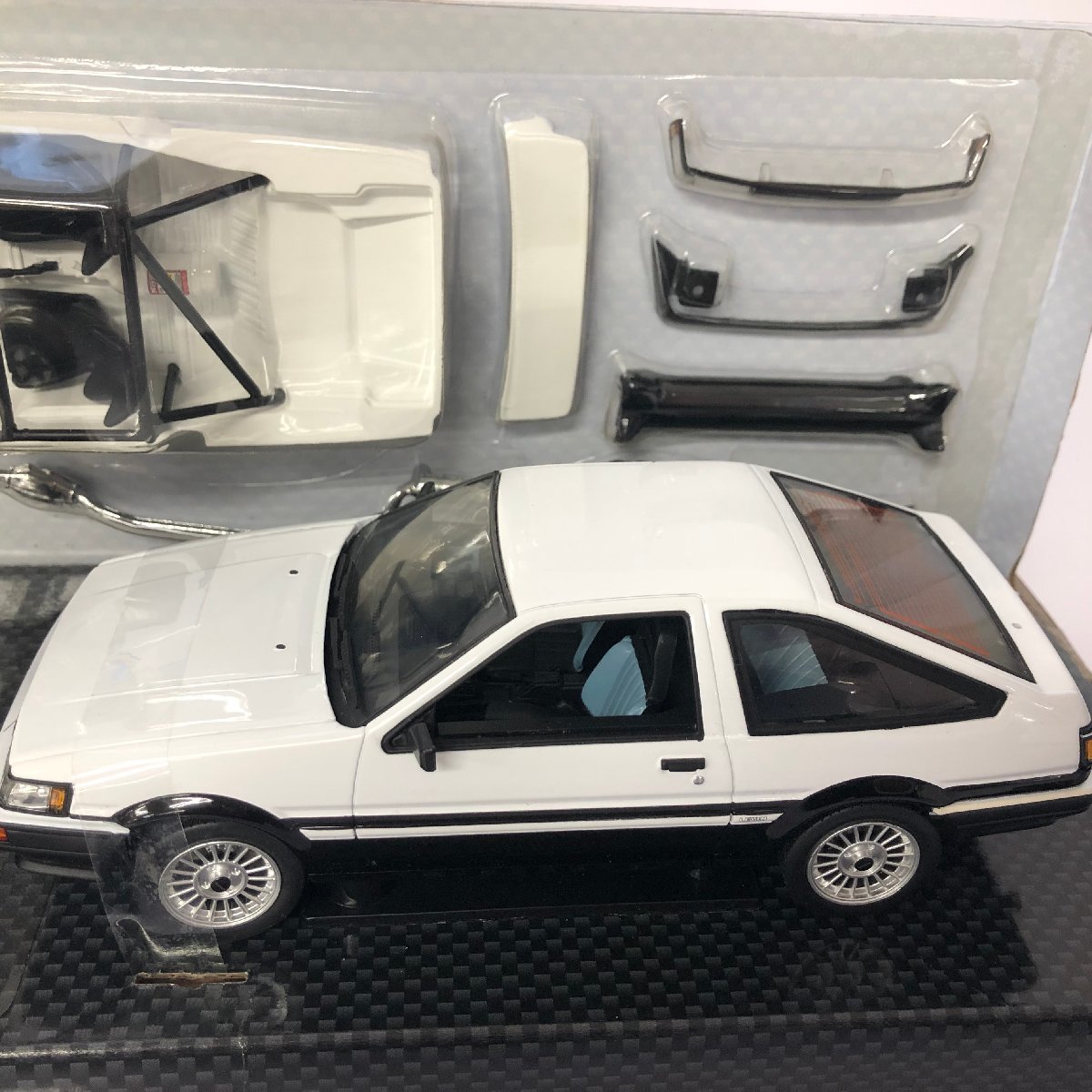 1/24 痛車ダイキャストミニカー 「ゼロの使い魔 三美姫の輪舞」 トヨタ