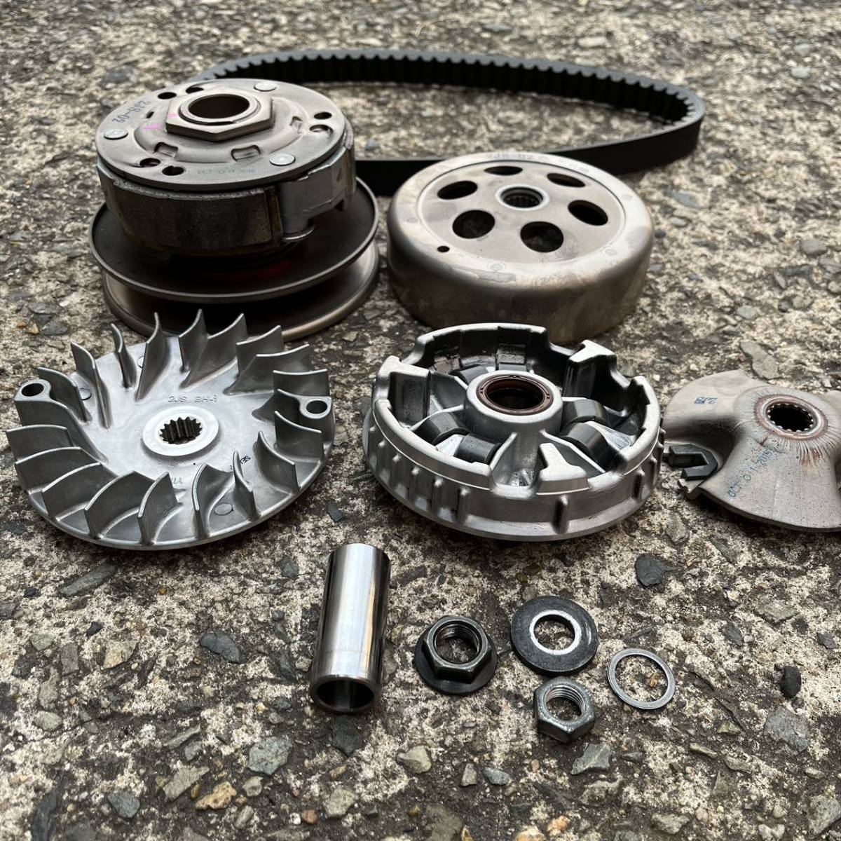 シグナス4型 駆動系 ノーマル 純正 プーリー クラッチ シグナスX/BW