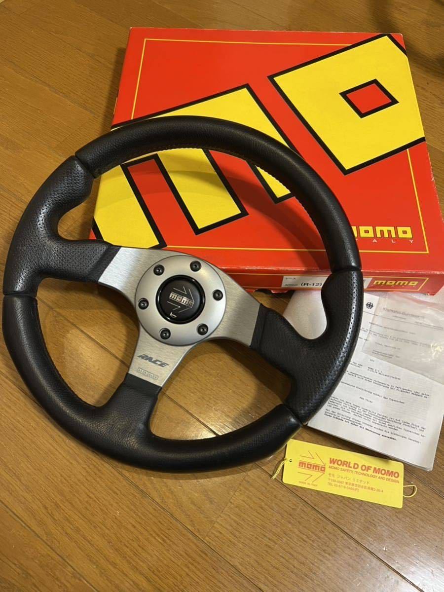 MOMO RACE ステアリング momo 32パイ モモ レース | ホーンボタン付き