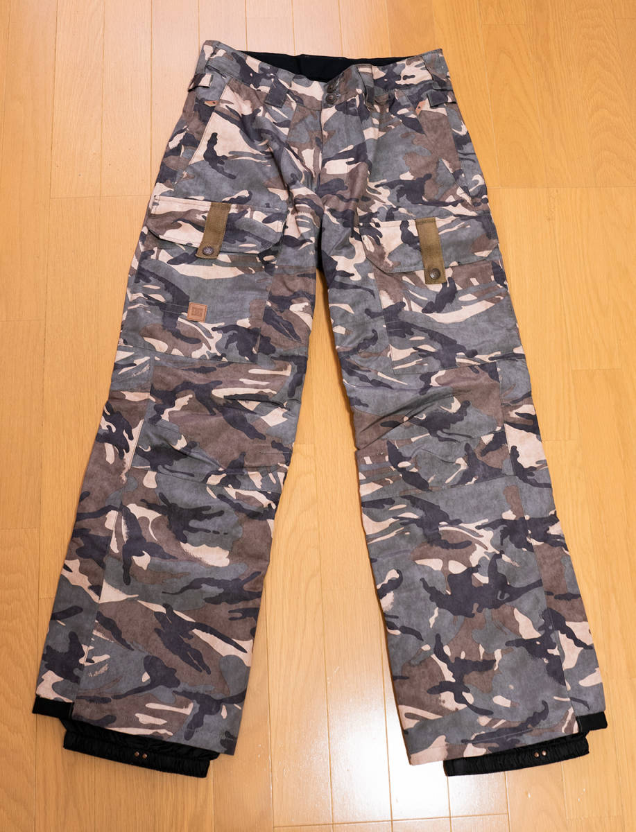 DCスノーパンツカモフラージュ 中古美品】DC スノーボードパンツ Sサイズ（US） 迷彩 カモフラ柄 DC
