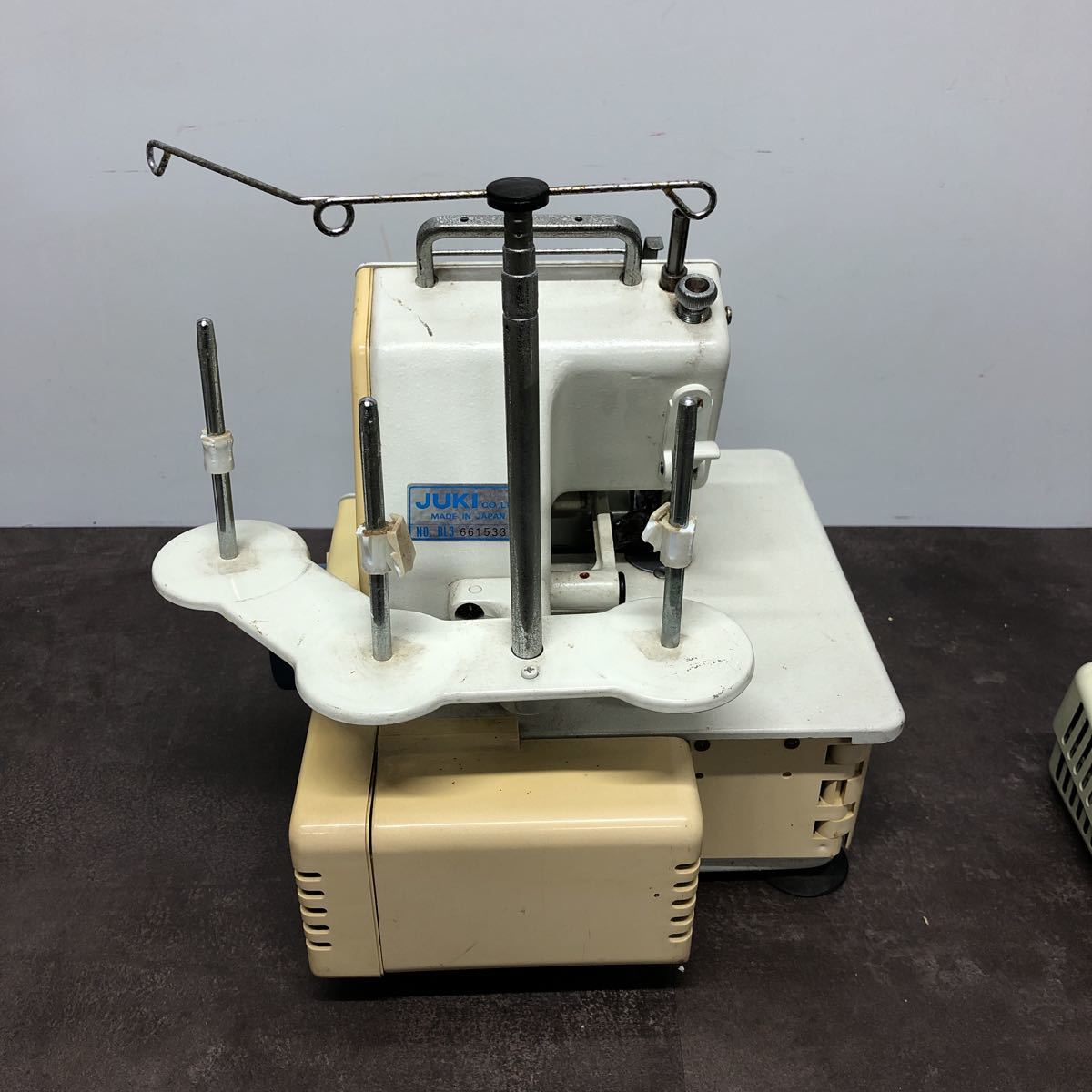 JUKI baby lock BL3ー406ベビーロック ロックミシン ミシン べダル踏むと針上下OK ジャンク。