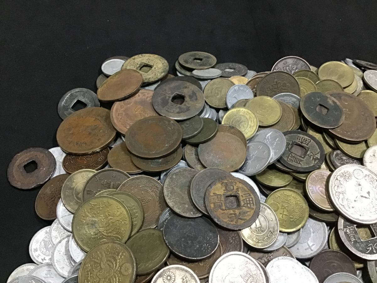 古銭まとめ 50銭銀貨 天保通宝 雑銭 1.80kg(50銭)｜売買された