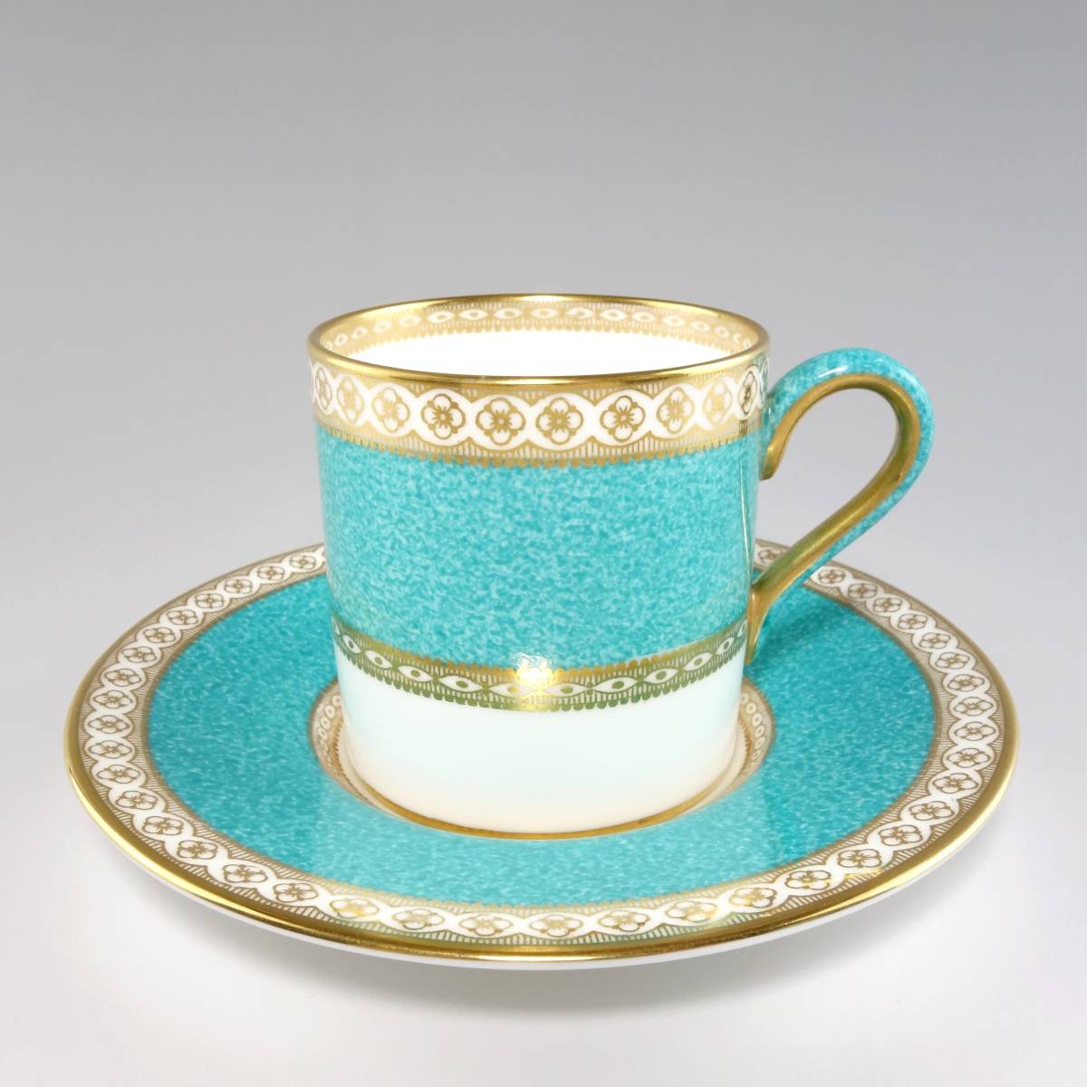 【低価，SALE】 ウェッジウッド Wedgwood ユーランダー パウダーターコイズ デミタスカップ&ソーサー H013 Aランク(ウェッジウッド)｜売買されたオークション情報、yahooの商品情報をアーカイブ公開 - オーク ウェッジウッド
