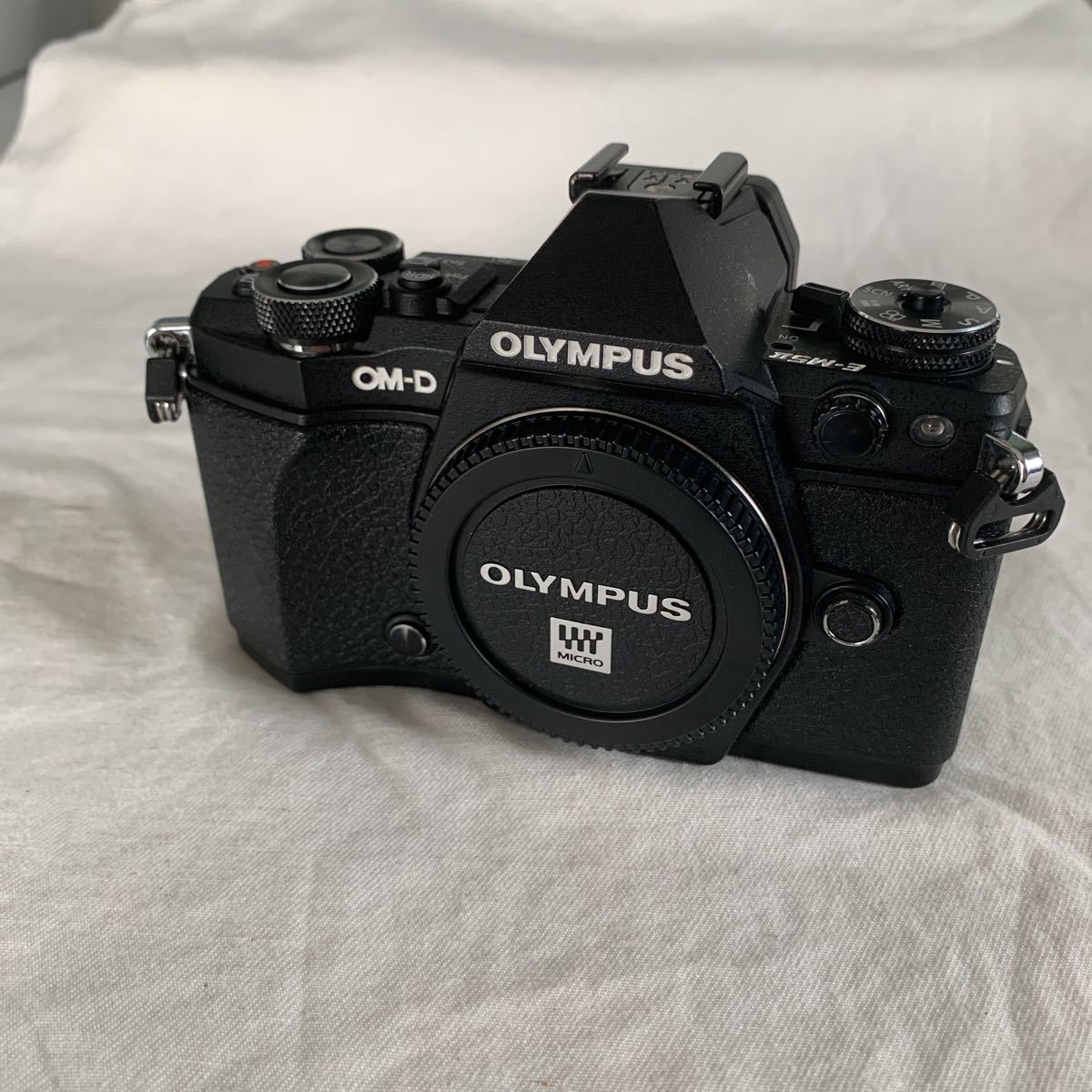 OLYMPUS D (ジャンク) OLYMPUS オリンパス OM-D E-M10 Mark II