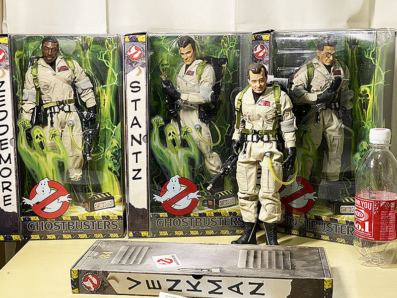 最安値，格安 ゴーストバスターズ 1/6 フィギュア 4体セット マテル(SF、ファンタジー、ホラー)｜売買されたオークション情報、yahooの商品情報をアーカイブ公開 - オークファン その他