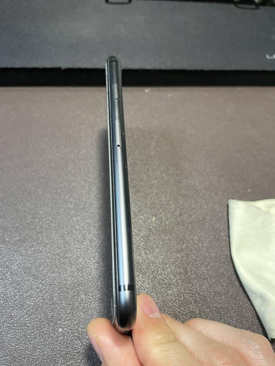 バッテリー100% 美品】iPhone8 256GB SIMフリー NW利用制限〇 スペース