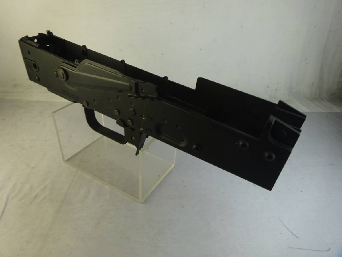 東京マルイ　次世代AK102　メタルレシーバー