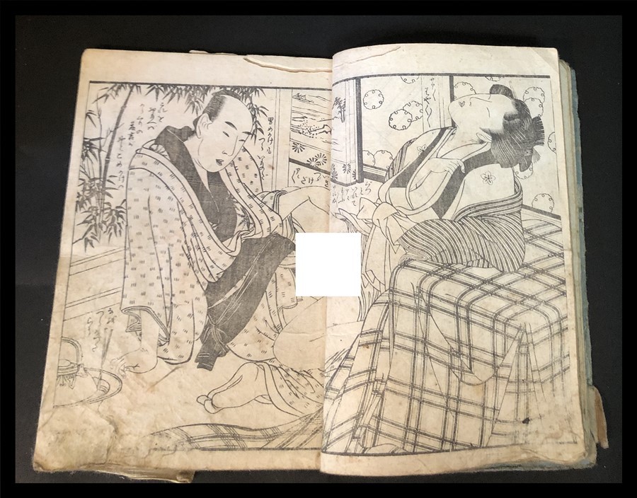 春画置物　達磨と秘事　艶人形　☆ 枕絵浮世絵秘事美人画艶本　小物入れ 春画置物 達磨と秘事 艶人形 ☆ 枕絵浮世絵秘事美人画艶本