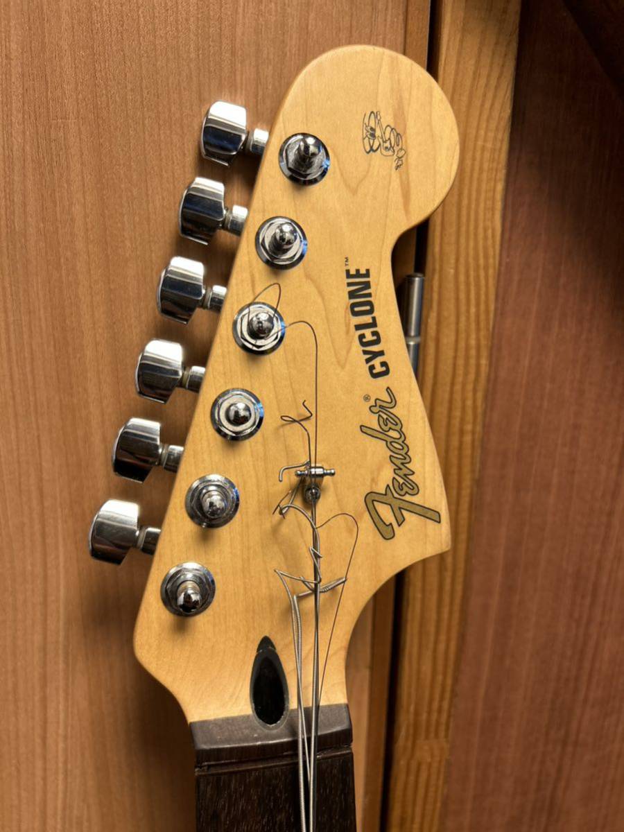 ☆中古ギター☆ケース付き☆ ◇Fender【エレキギター】ケース入り フェンダー USED 美品！ 楽器