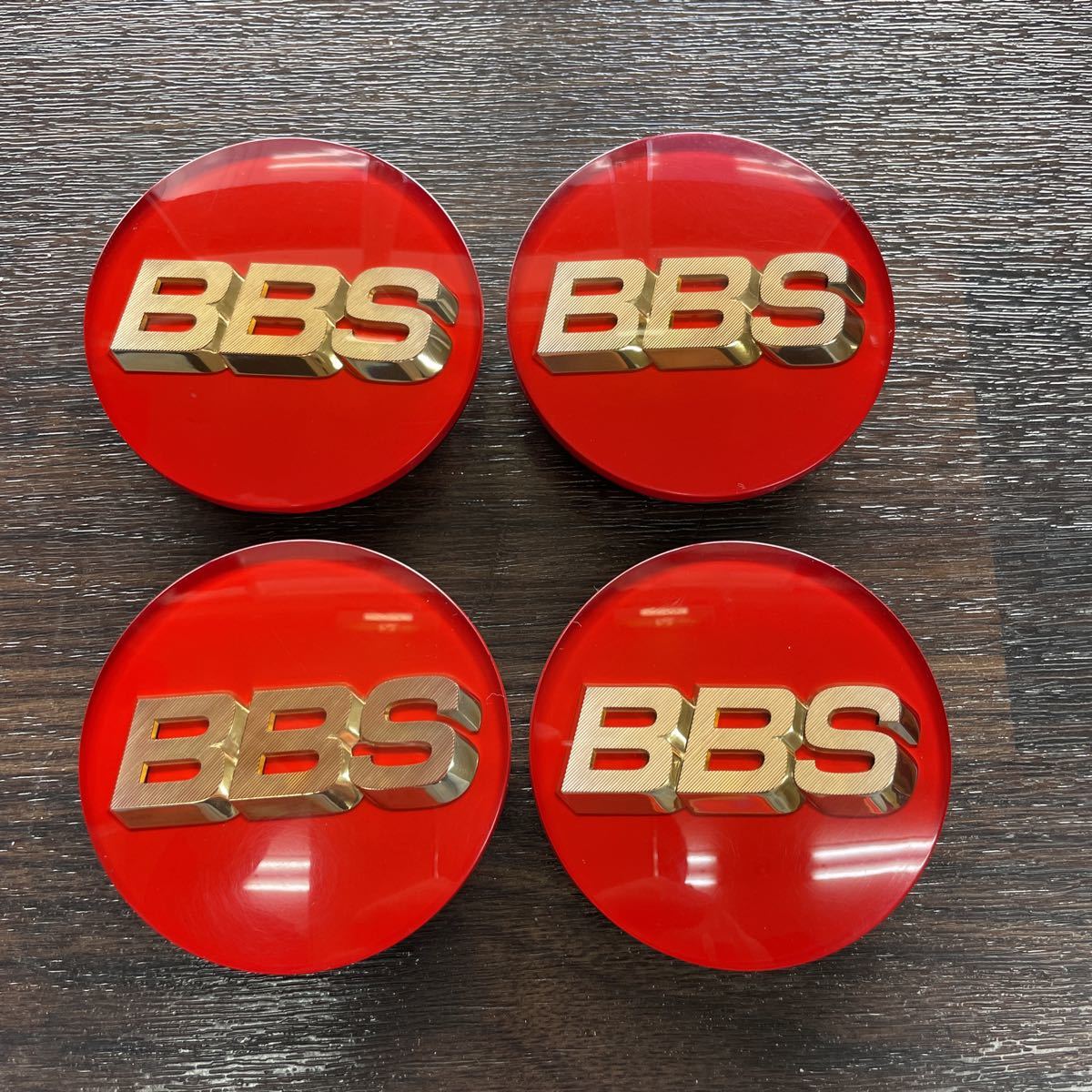 送料無料！BBS レッド センターキャップ 70ミリ リング有り 美品！ 4個 