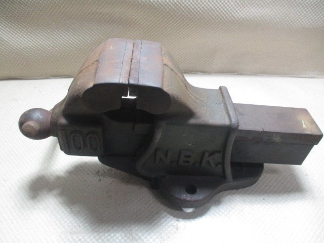 【豊富な，品質保証】 品 N.B.K. 万力 バイス 口幅100ｍｍ わ-18(バイス、クランプ)｜売買されたオークション情報、yahooの商品情報をアーカイブ公開 - オークファン バイス、クランプ