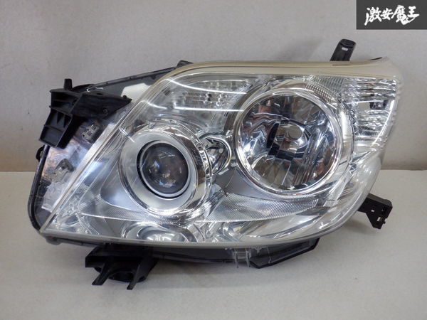トヨタ純正 TRJ150 GDJ150W ランドクルーザープラド 前期 ハロゲン ヘッドランプ ヘッドライト 左 助手席 棚O2