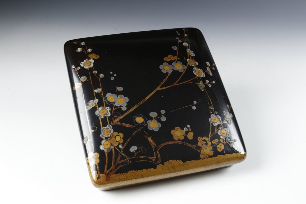 LIG】時代物 金蒔絵 螺鈿細工 梅流水蓮図硯箱 書道具 古美術品 [.WI]01