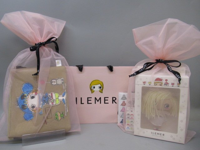 ILEMER イルメール クリスマス限定 ハッピードール ドール・ポーチ