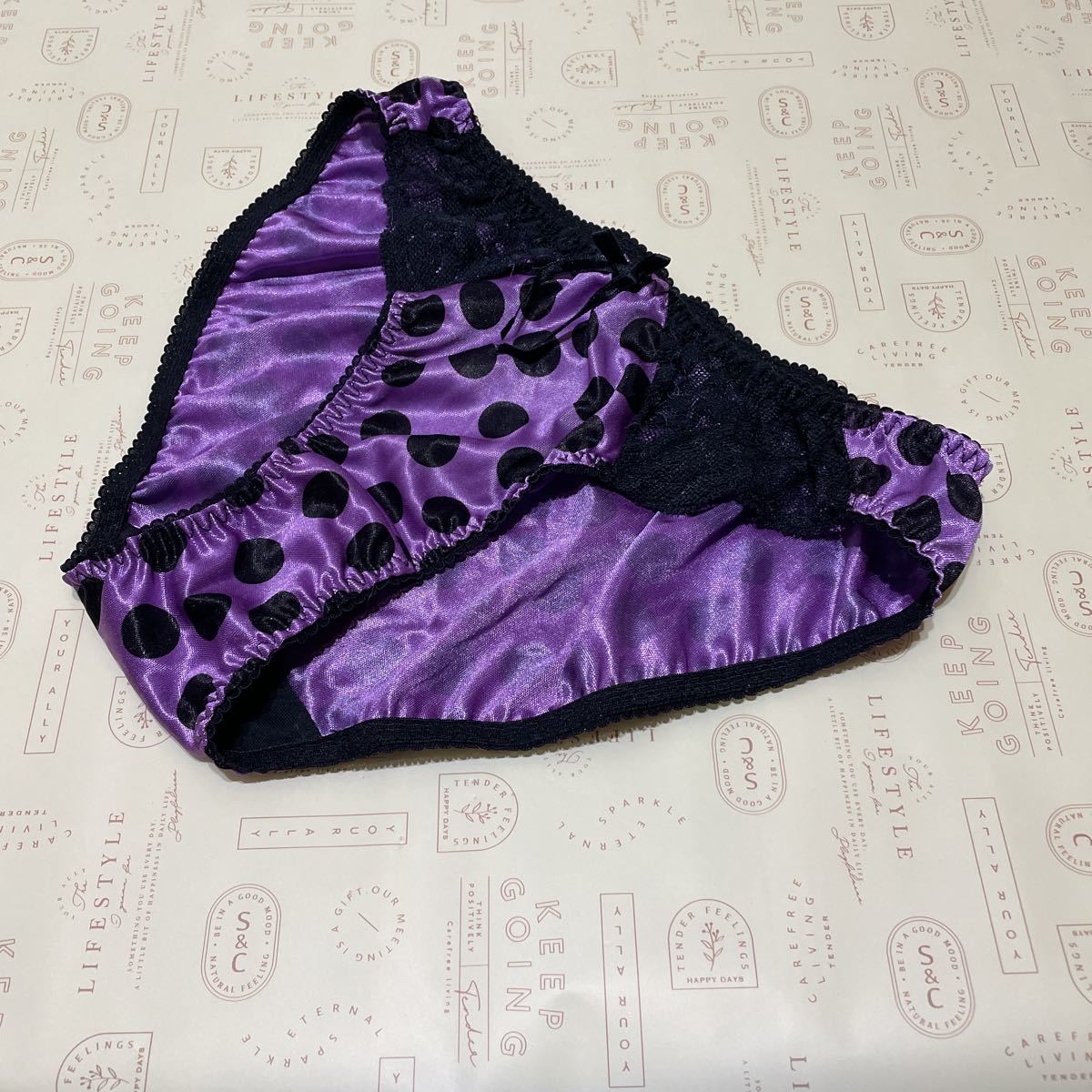 レディースショーツ　Mサイズ　　※　水玉パープル