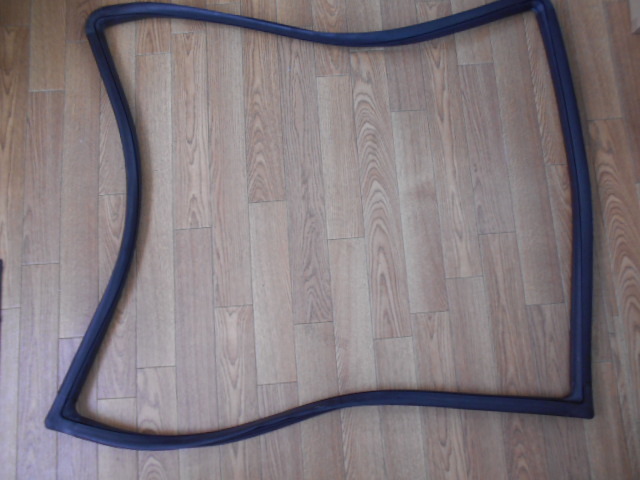 フェアレディZ　S130　２シーター用　リアゲート　ガラス用　ウエザーストリップ　ウェザーストリップ　280ZX　HS130　旧車パーツ