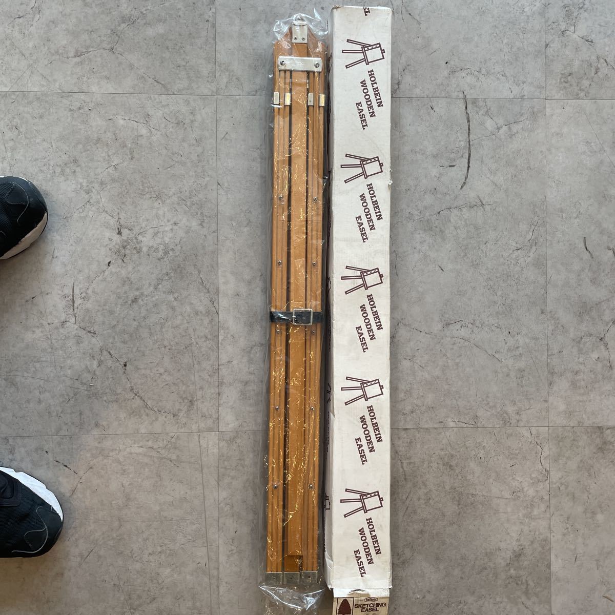 ホルベイン　木製　イーゼル　未使用