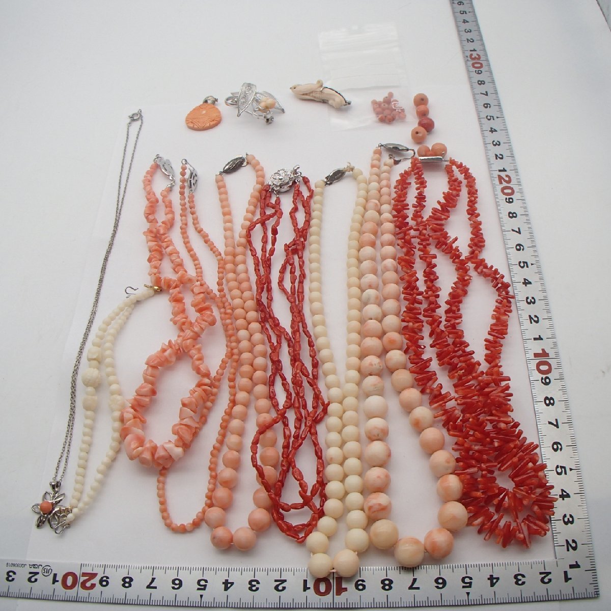 天然桃珊瑚ネックレス　5点セット 天然桃珊瑚ネックレス 5点セット 天然桃珊瑚アクセサリー3点セット son