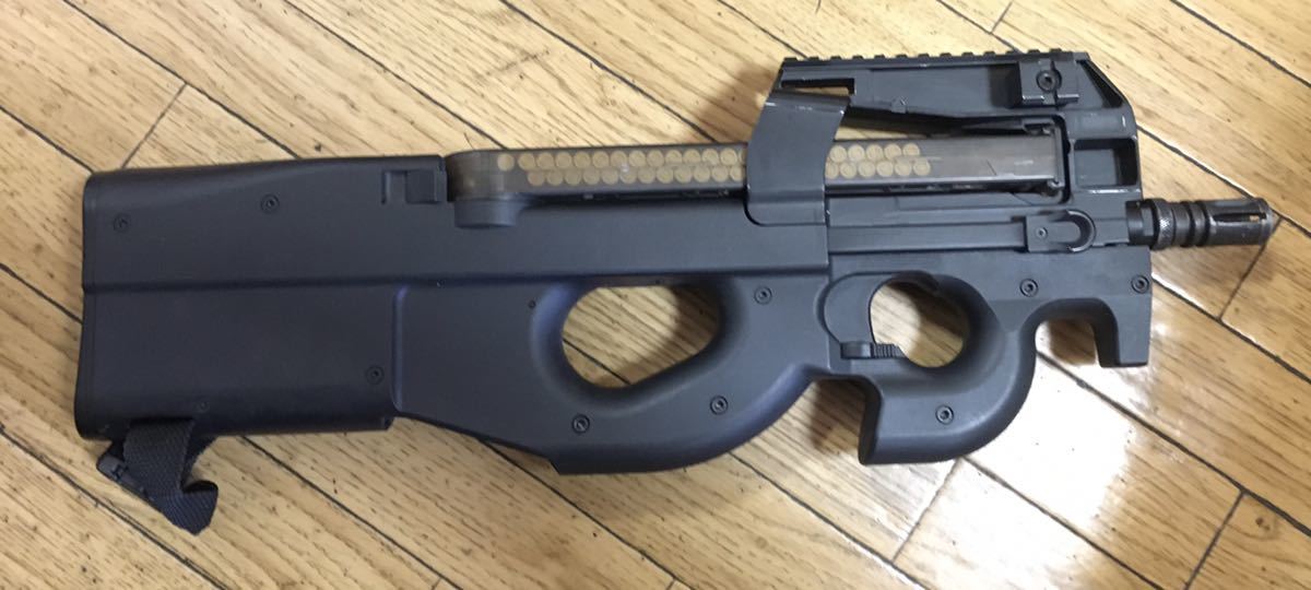 トーキョーマルイ P90 バッテリー、マガジンセット 東京マルイ 電動
