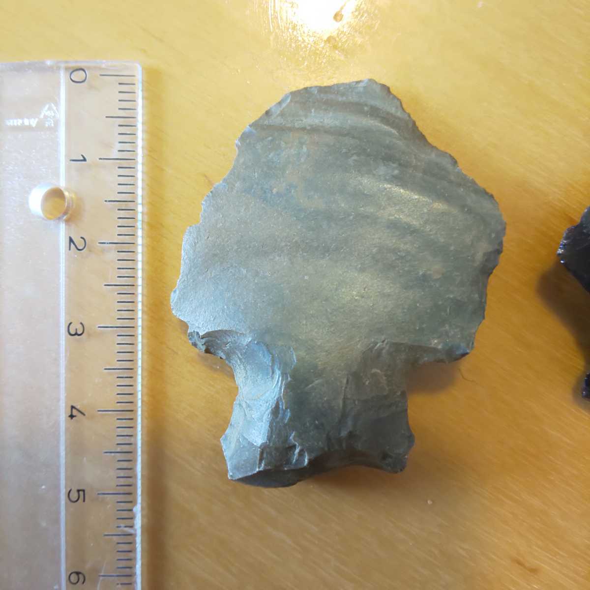 北海道の石器 尖頭器 石匙 石錐 ミニチュア石斧 計4点組 (