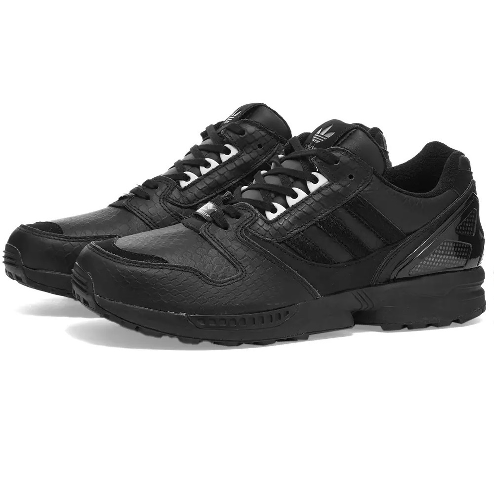 国内8月7日発売予定アトモス × ☆adidas ZX8000 W 黒/黒/白