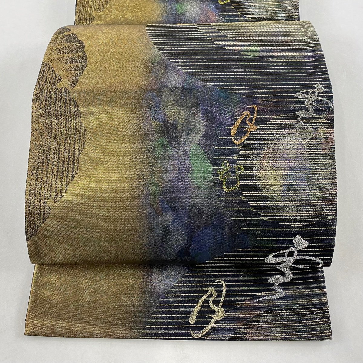 袋帯 秀品 雪月花 雪輪 箔 金銀糸 金色 六通 正絹 【中古】