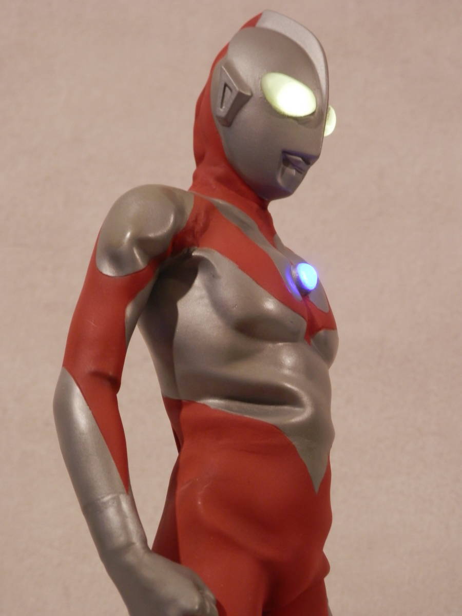 初代ウルトラマンBタイプ・電飾完成品 (1990年頃 ビリケン商会製 