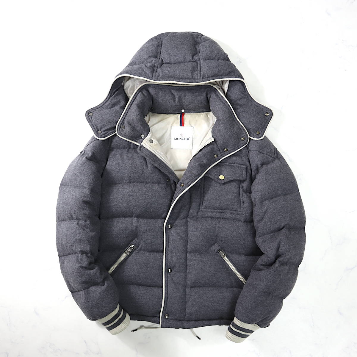 1円！ モンクレール MONCLER BRESLE ダウンジャケット フード脱着可 