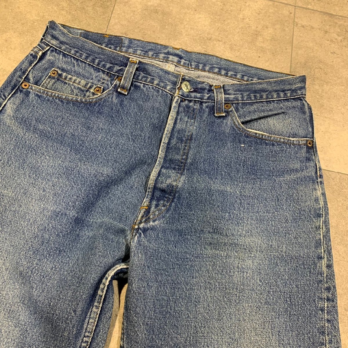 90s Levi