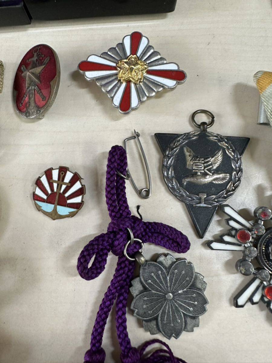 勲章 勲八等白色桐葉章 -勲八等白色桐葉勲章の中古品・新品 古本、中古