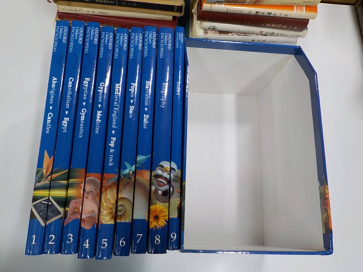 Oxford Children's Encyclopedia (Set of 9) (Oxford First Book