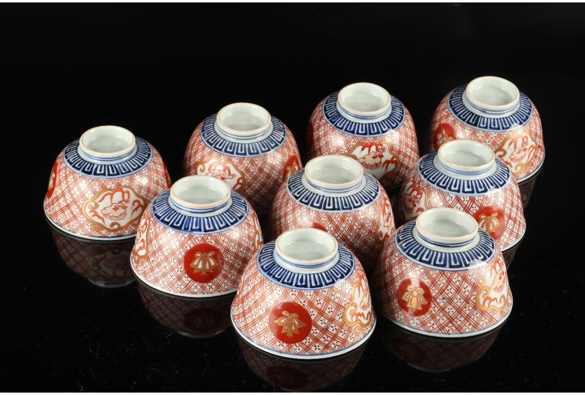 古伊万里　色絵　団龍紋　青海波に花の図　蓋茶碗　２客　D096AS-CWl URA]伊万里焼/色絵花龍文蓋茶碗9客/13-2-35(検)骨董/伊万里焼/有田焼