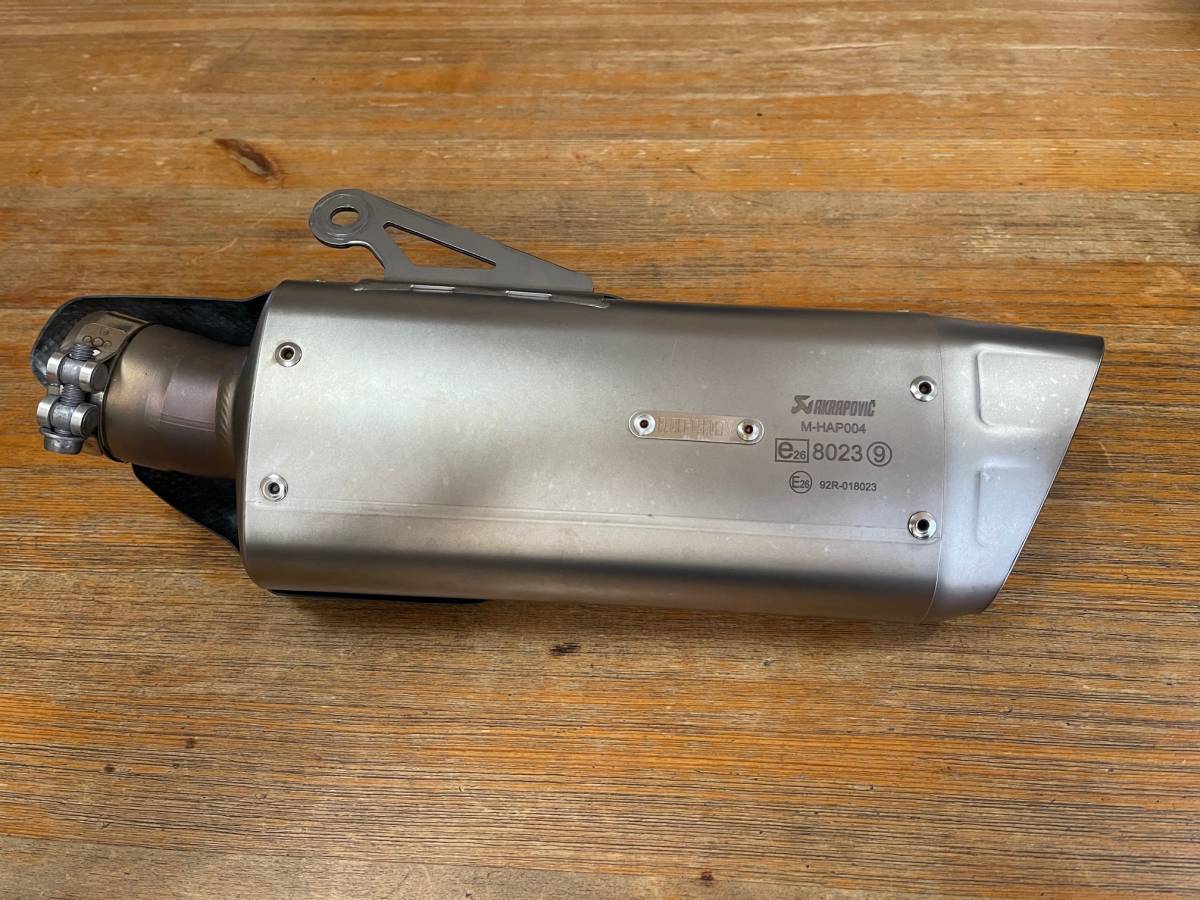 YZF-R1/R1M.MT-10/SP AKRAPOVIC アクラポビッチ サイレンサーの入札 