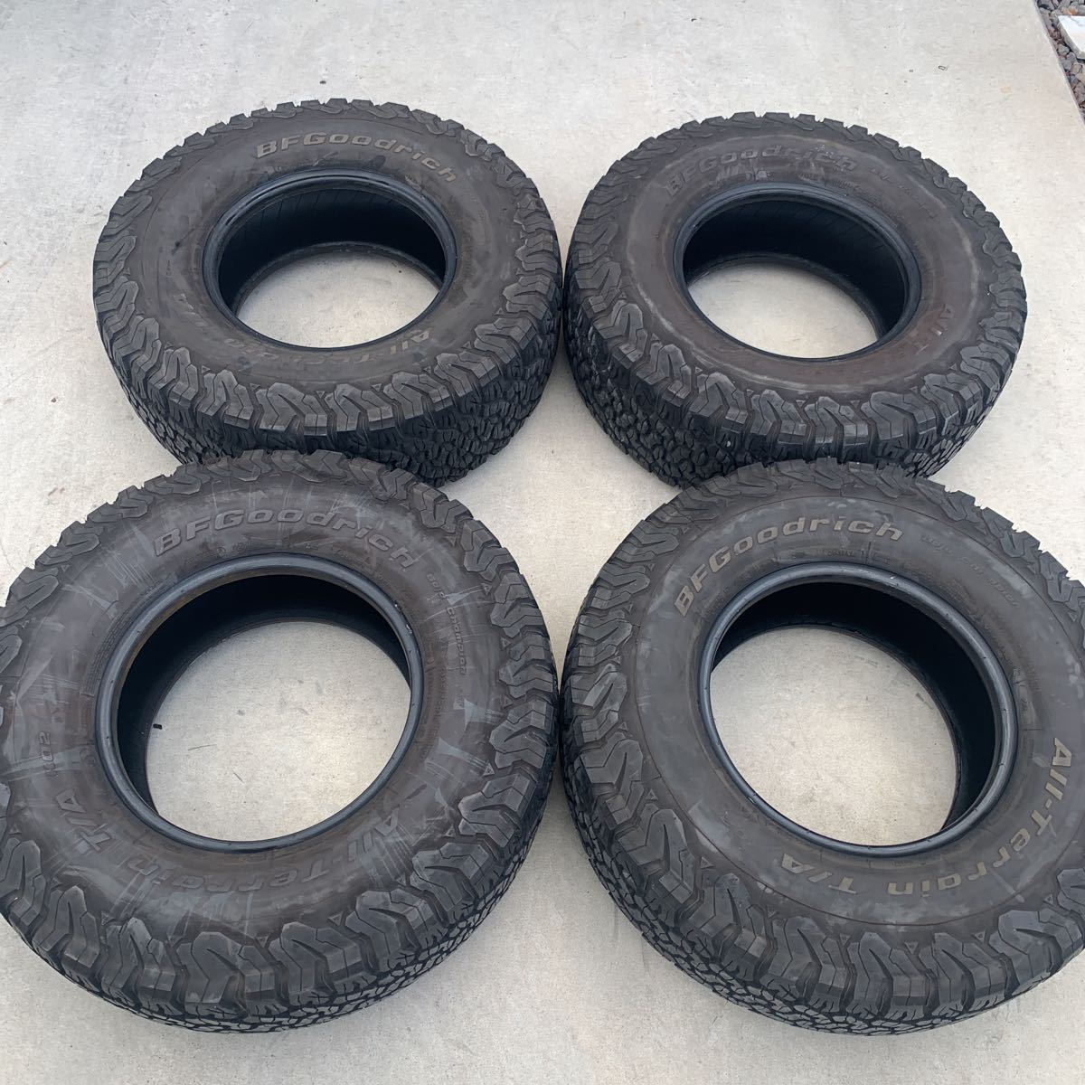 再度募集！BFGoodrich タイヤ4本 285/75R16 ランクルなどに BFグッドリッチ オールテレーン AT 285/75r16 中古 ランドクルーザー