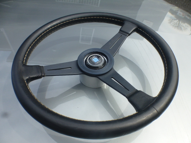 売切り！】ナルディ 正規品 レザー ステアリング AE86 レビン S13 S14 