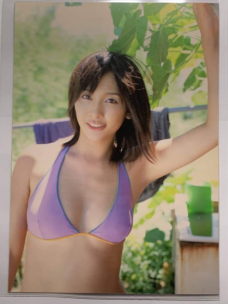 厚手ラミネート加工】山崎真実 水着 A4変サイズ 雑誌切り抜き 6ページ