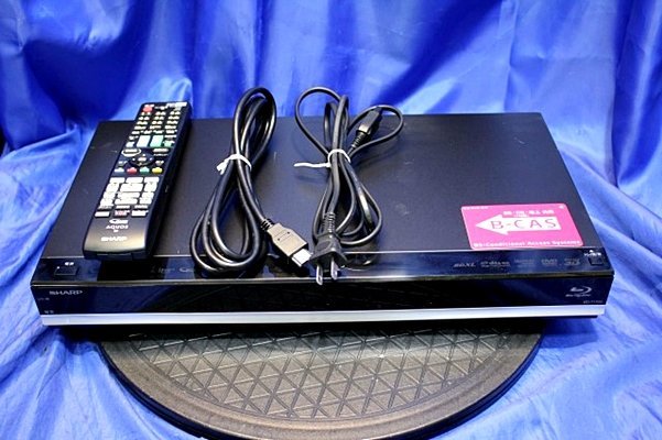 SHARP シャープ HDD1TB内蔵ブルーレイレコーダー ☆AQUOS BD-T1700